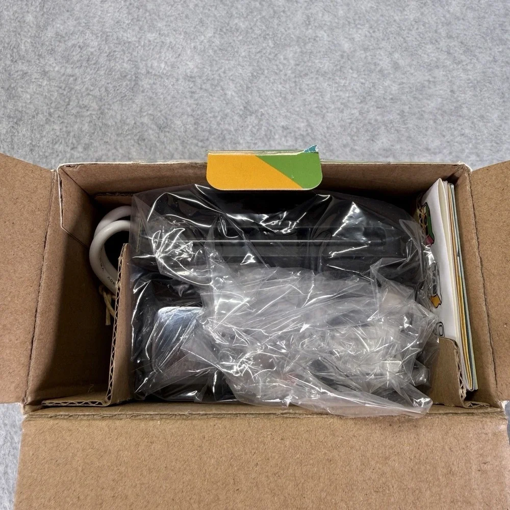 Polaroid Go Analog Instant Camera Black Open Box With Charger Wrist Strap